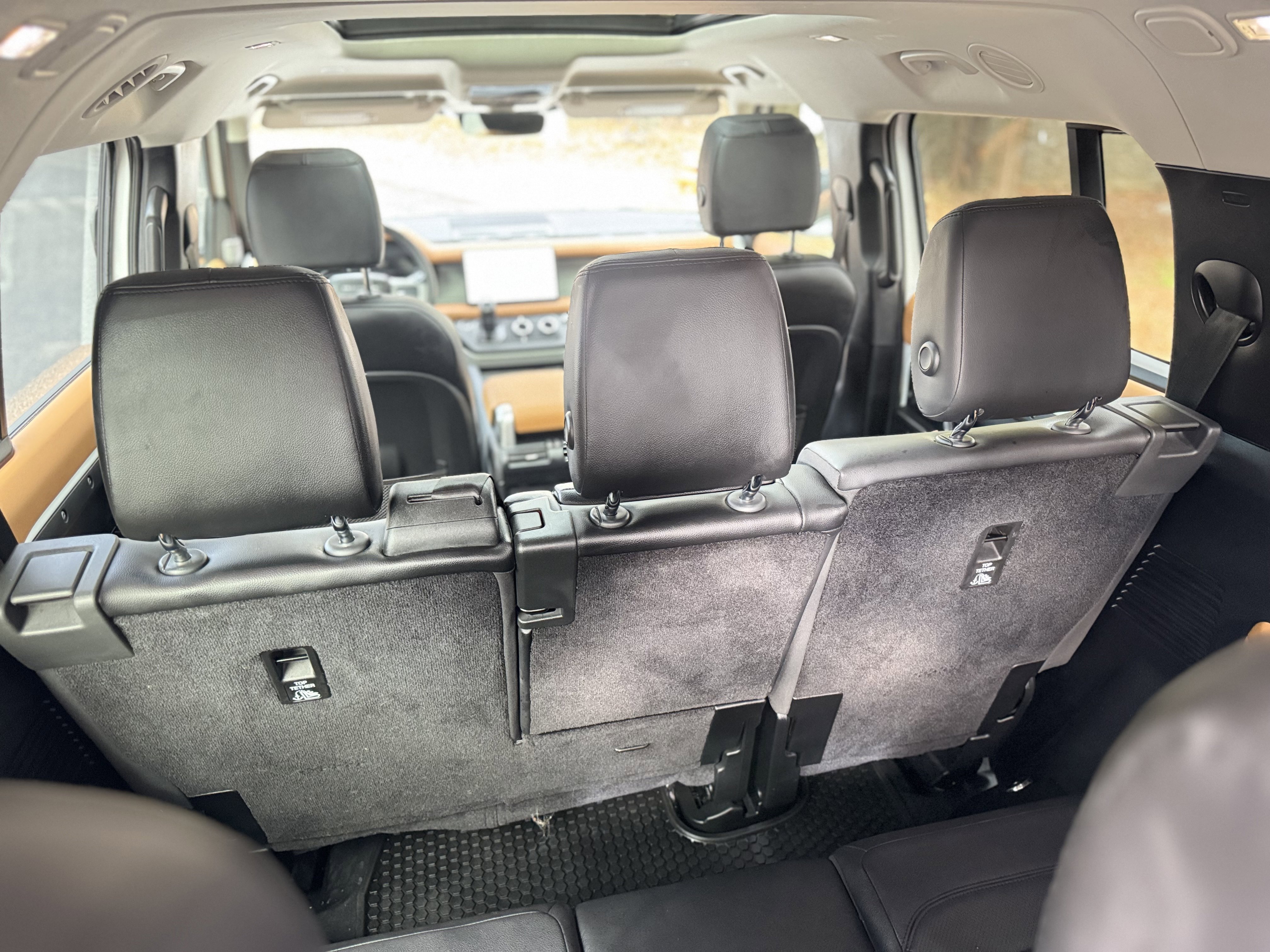 Used 2023 Land Rover Defender 130 S image 19