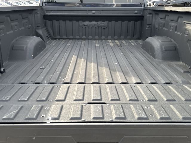 Used 2024 GMC Sierra 2500 AT4 w/ Technology Package AWD/4WD image 27