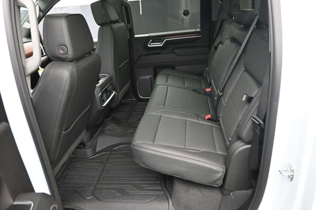 New 2026 GMC Sierra 2500 Denali w/ Denali Reserve Package AWD/4WD image 10
