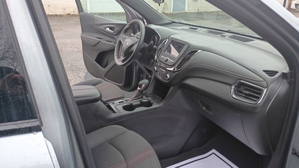 Used 2024 Chevrolet Equinox RS image 11
