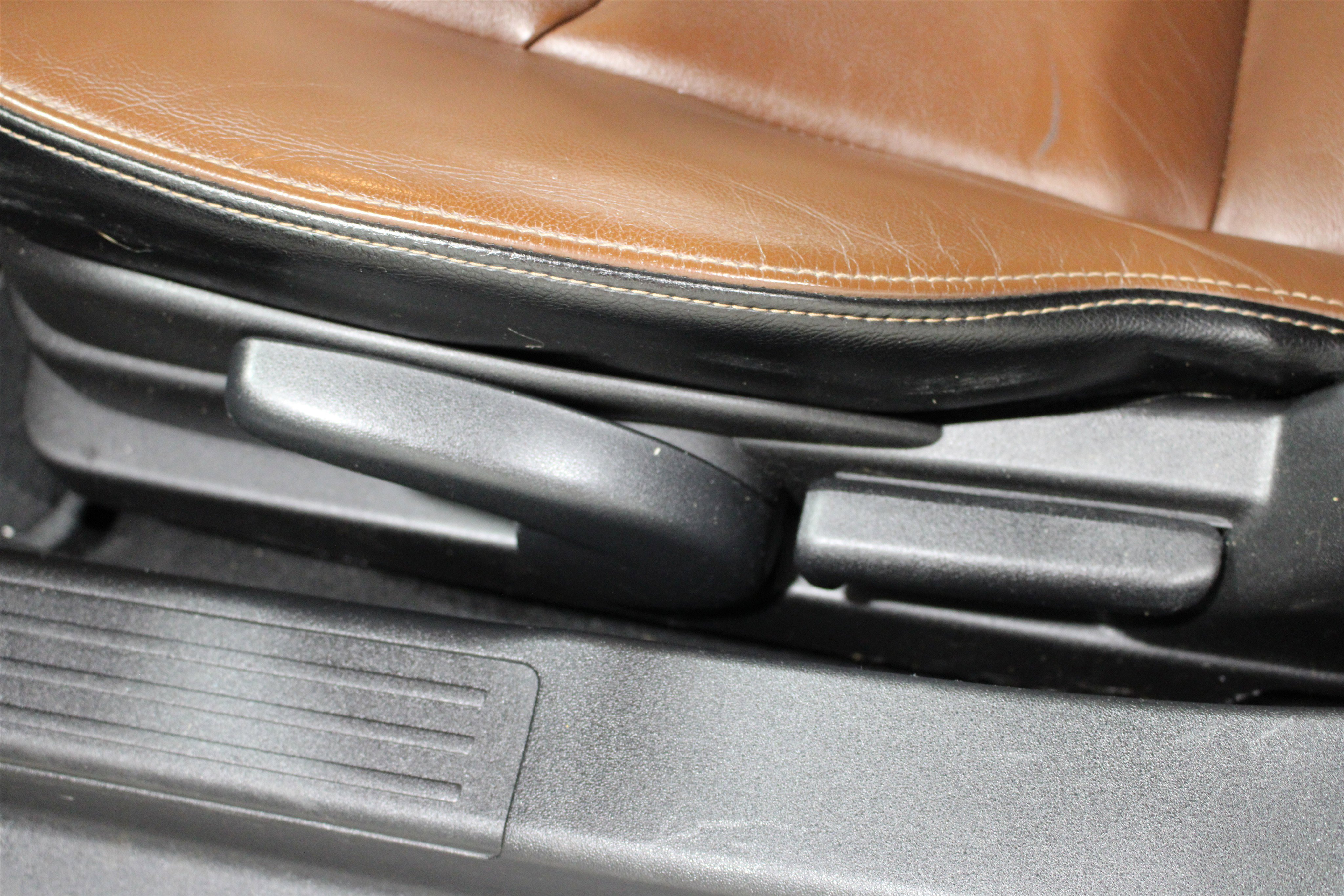Used 2013 MAZDA MX-5 Miata Grand Touring image 3