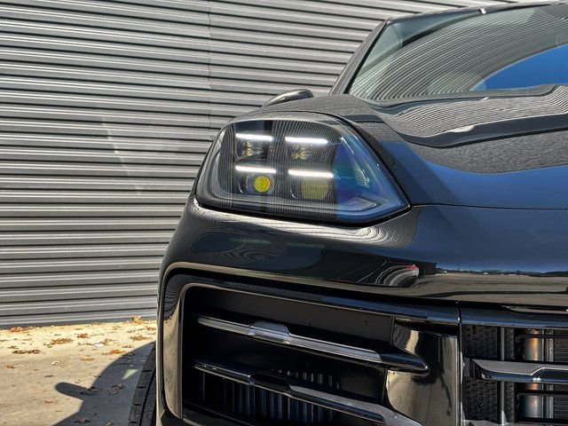 New 2026 Porsche Cayenne Coupe image 12