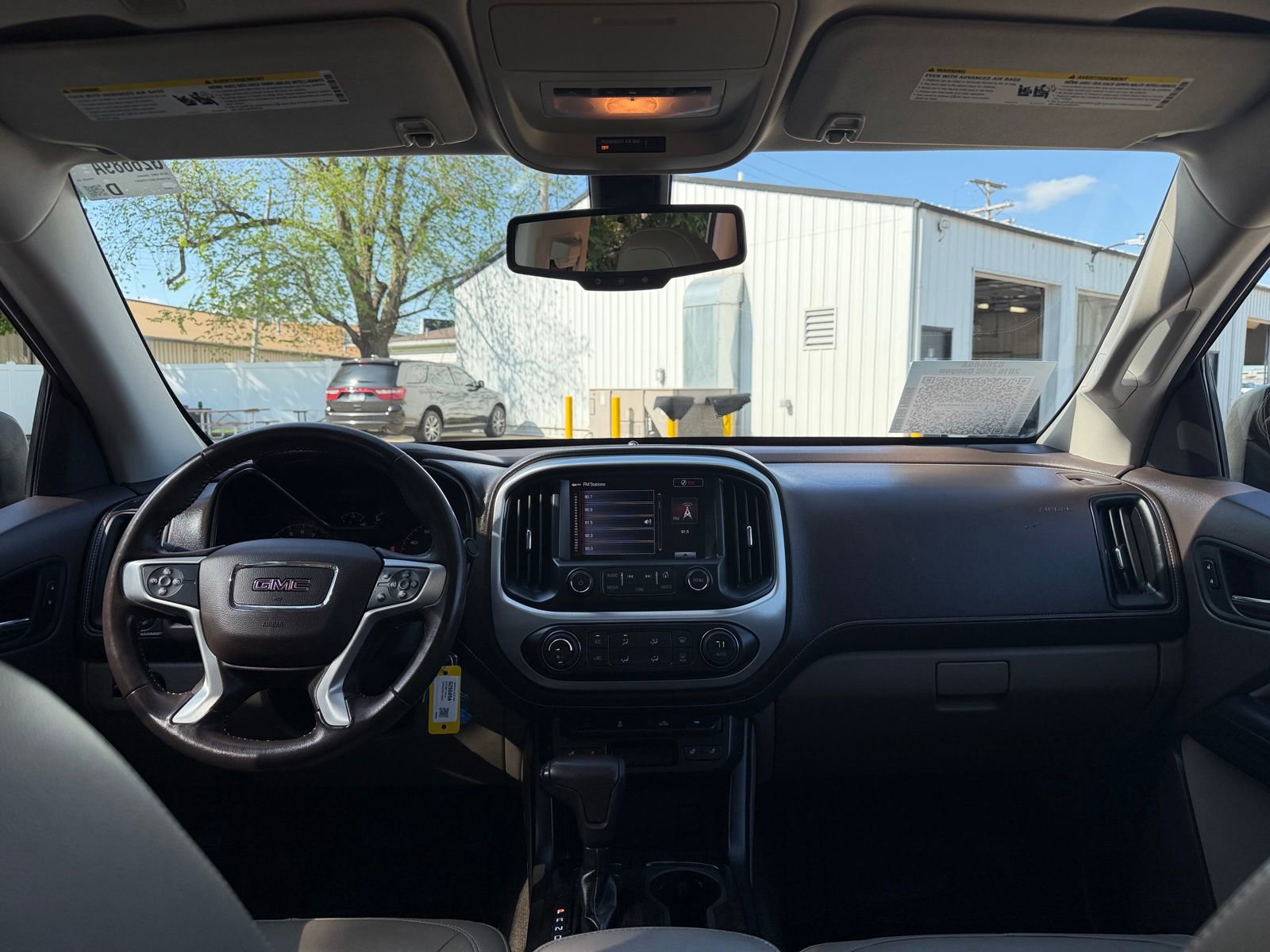 Used 2016 GMC Canyon SLT image 26