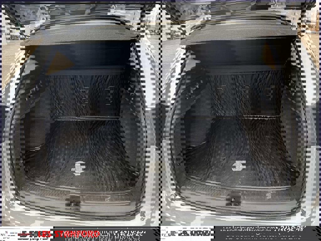 Certified 2023 Buick Envision Essence w/ Sport Touring Package image 13