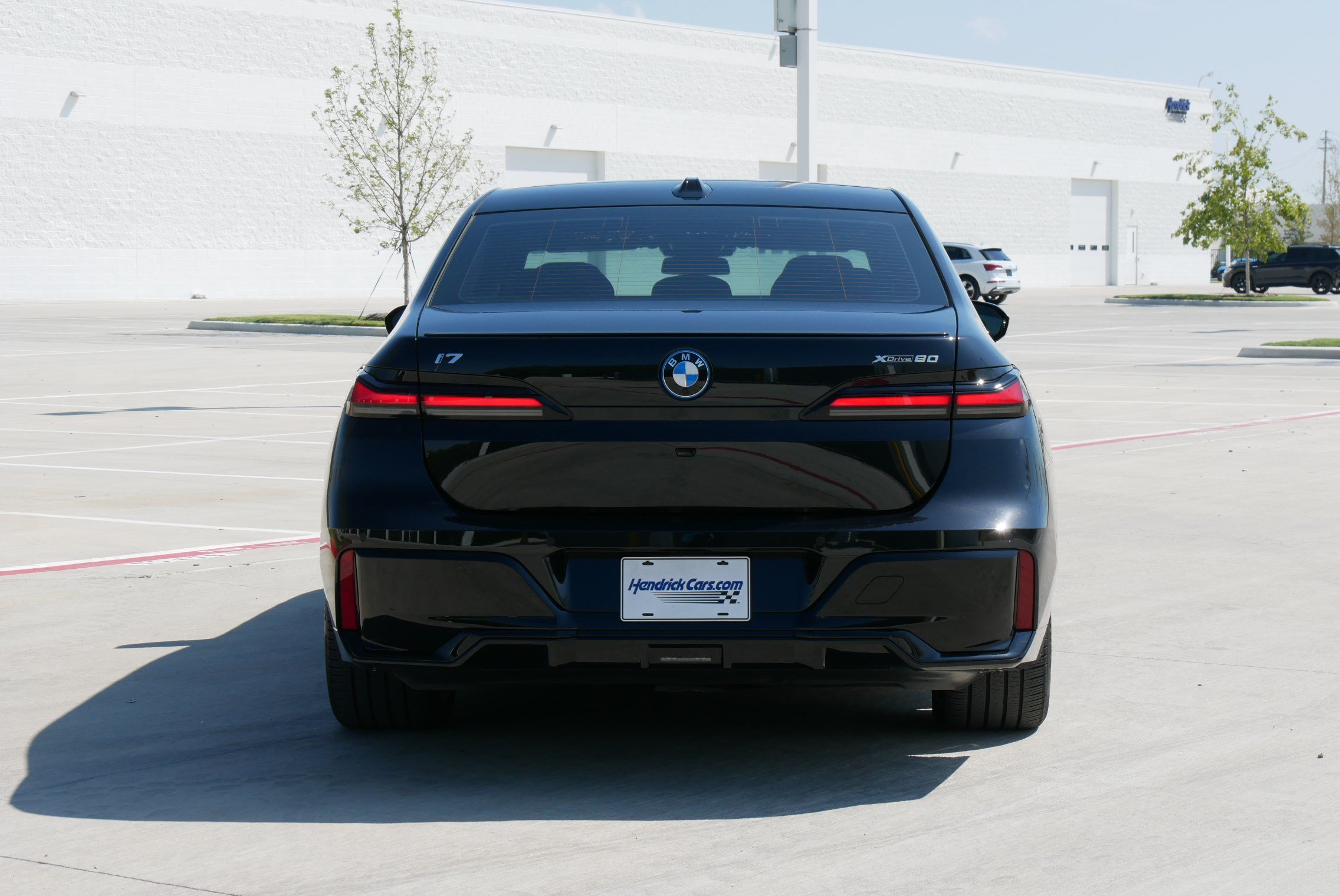 Certified 2025 BMW i7 xDrive60 AWD/4WD image 8