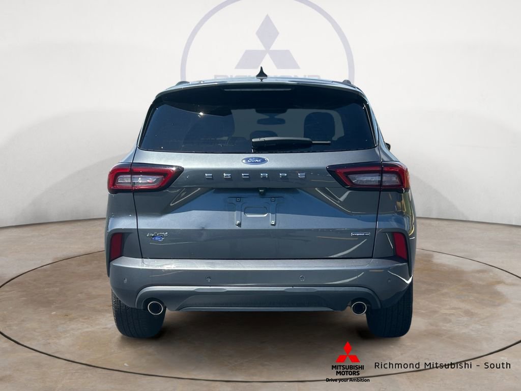 Used 2024 Ford Escape ST-Line Select w/ Tech Pack #1 AWD/4WD image 4