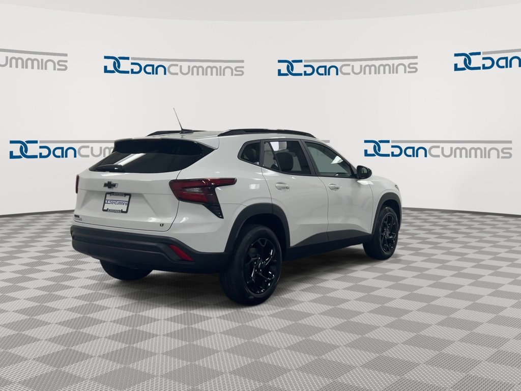 New 2026 Chevrolet Trax LT w/ Driver Confidence Package FWD image 8