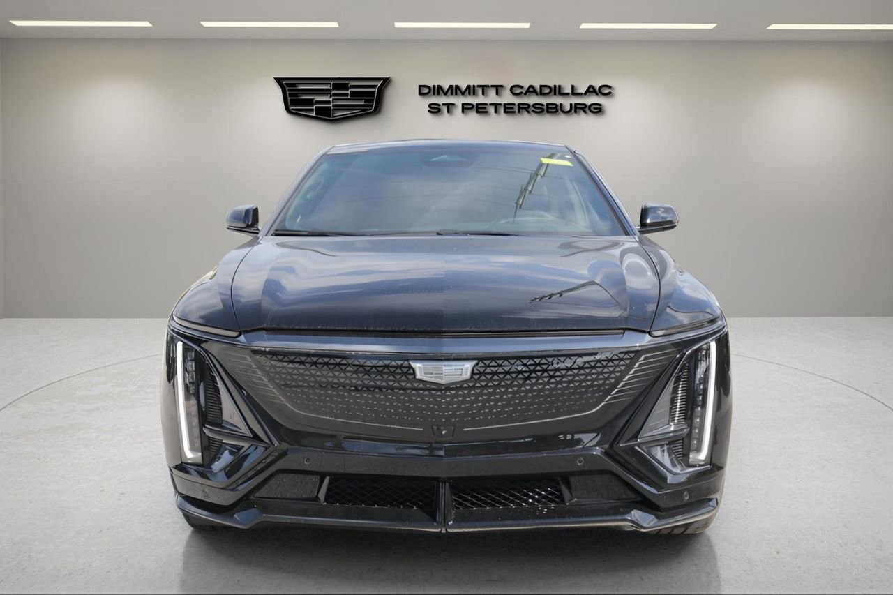New 2026 Cadillac Lyriq V image 8