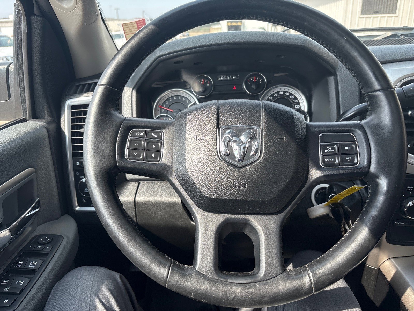 Used 2018 RAM 2500 Big Horn w/ Harvest Edition image 16