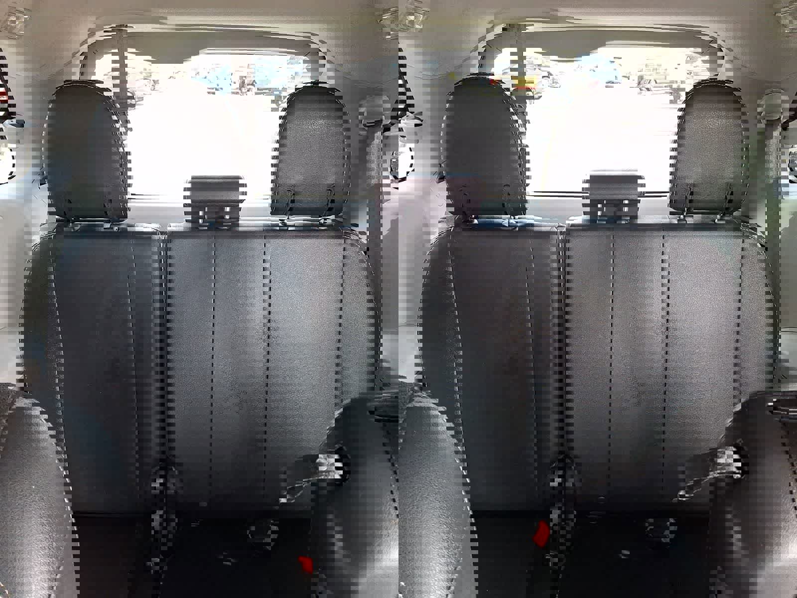 Used 2014 Toyota Sienna SE image 13