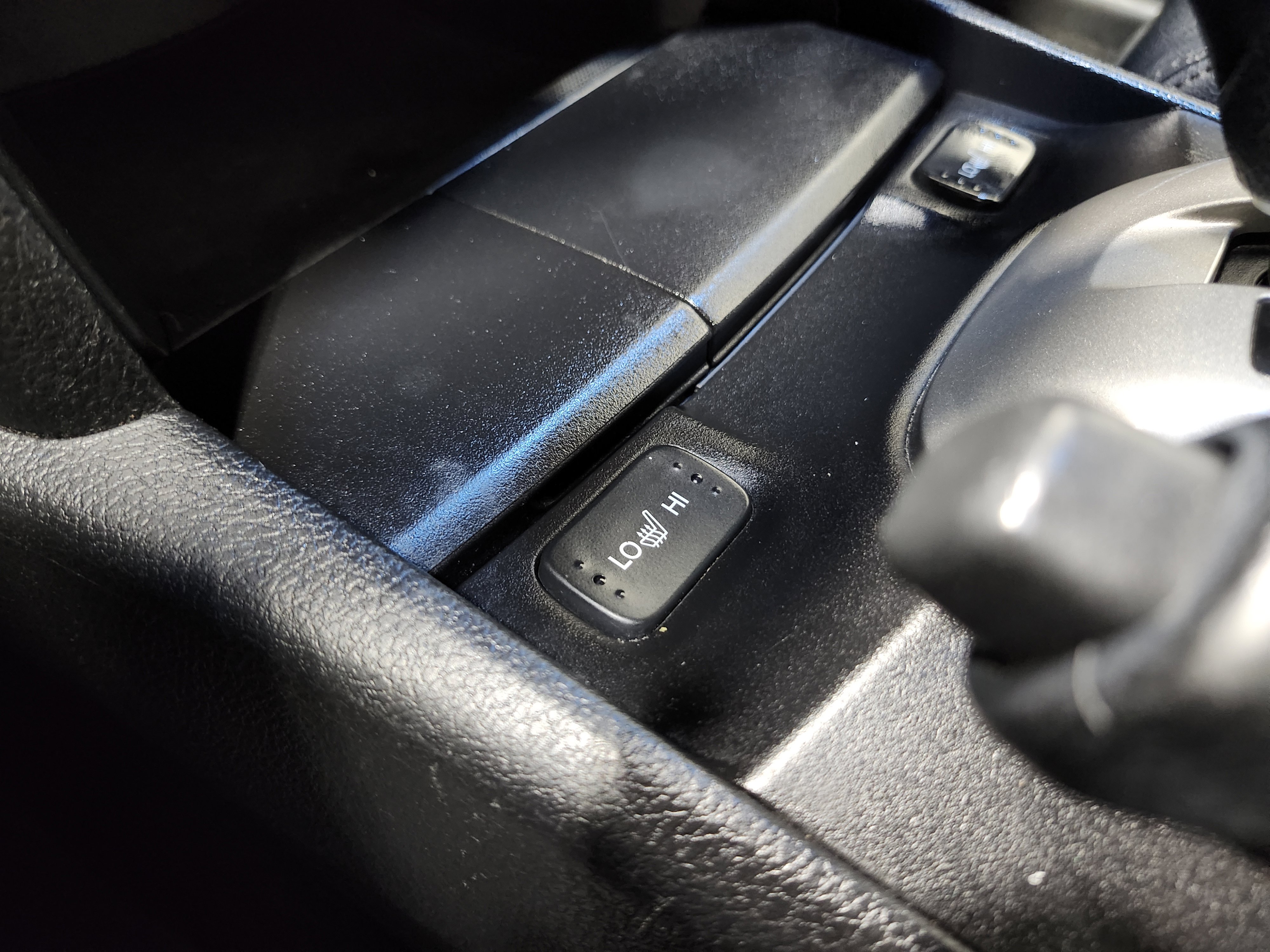 Used 2010 Honda Accord EX-L image 4