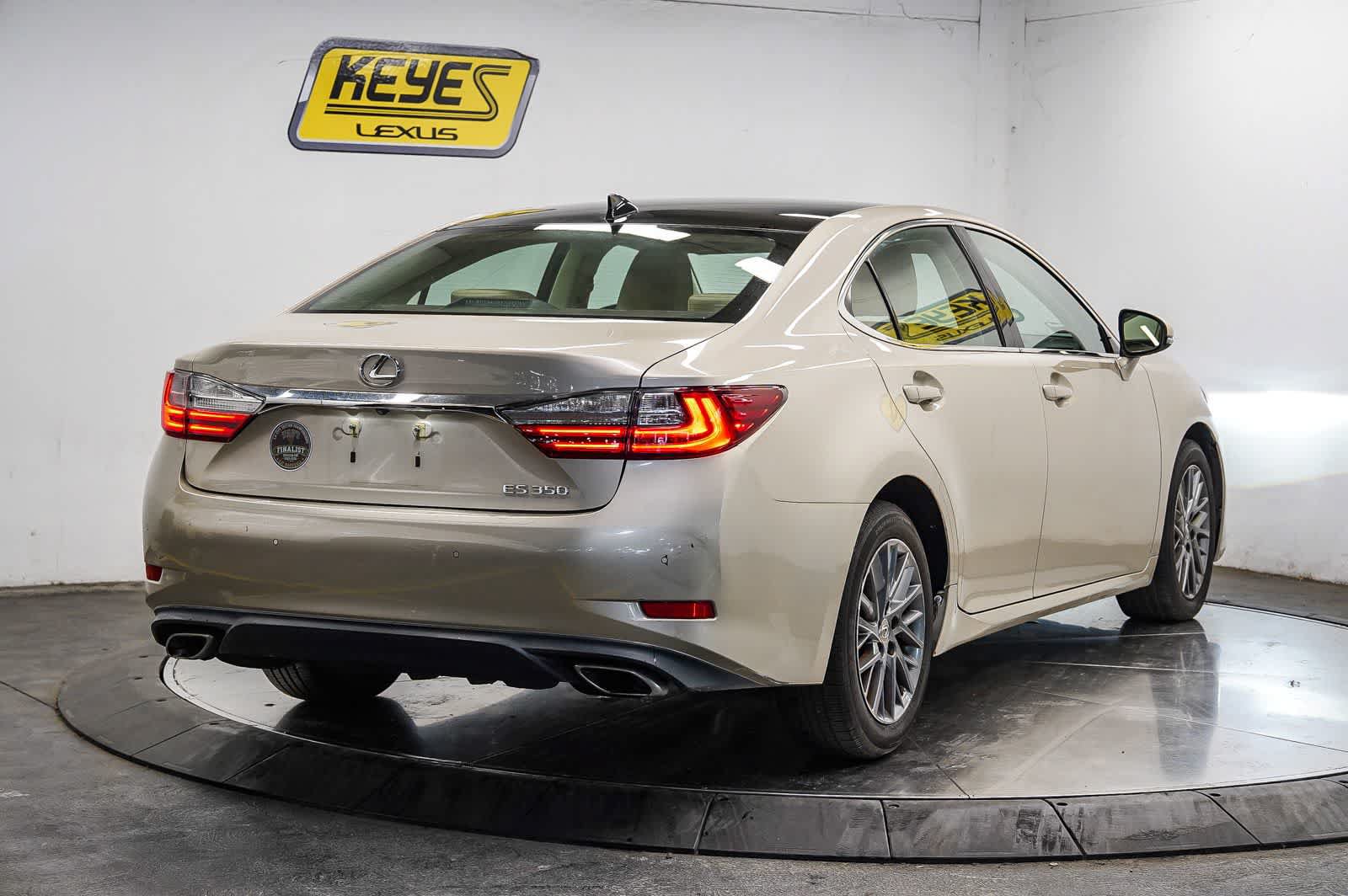 Used 2018 Lexus ES 350 w/ Navigation System Package FWD image 4