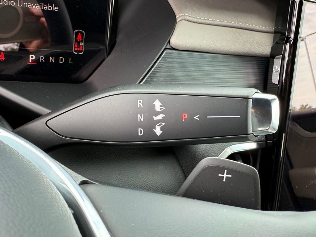 New 2026 GMC Acadia Elevation image 23