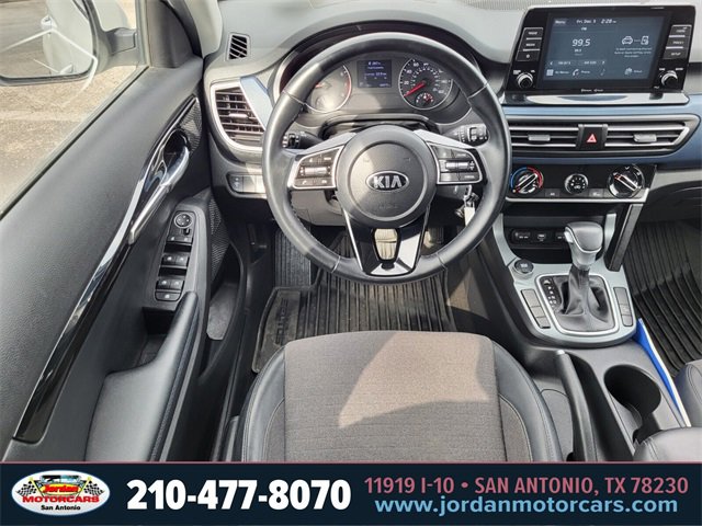 Used 2021 Kia Seltos S image 11