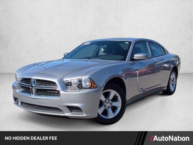 Used 2014 Dodge Charger SE RWD image 1
