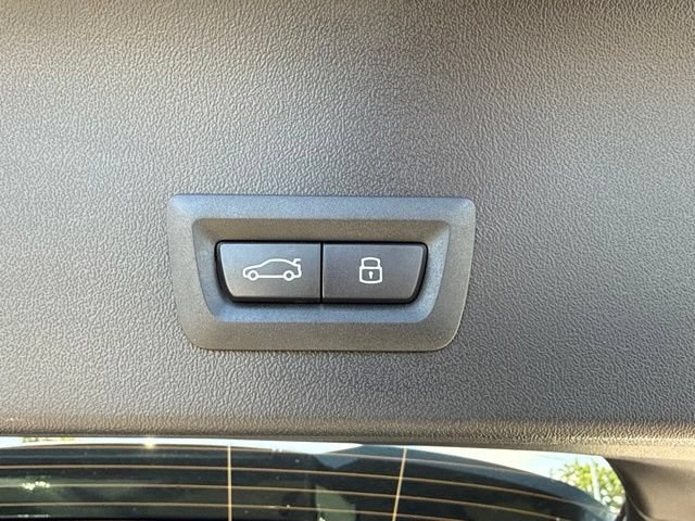 Used 2026 BMW X3 xDrive30i w/ M Sport Package AWD/4WD image 17