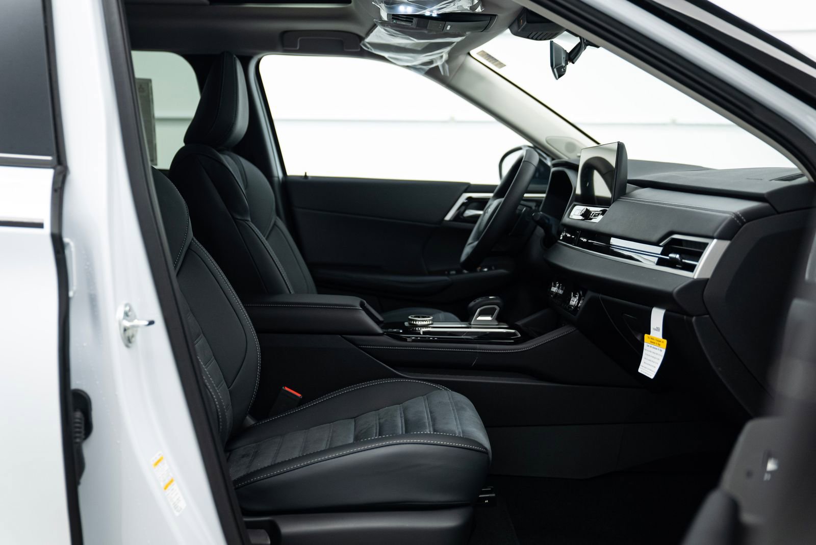 New 2026 Mitsubishi Outlander Trail Edition image 12