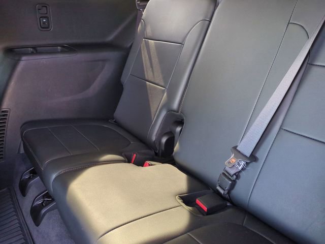 Used 2019 Chevrolet Traverse RS image 28