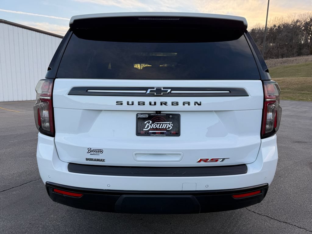 Used 2024 Chevrolet Suburban RST AWD/4WD image 7