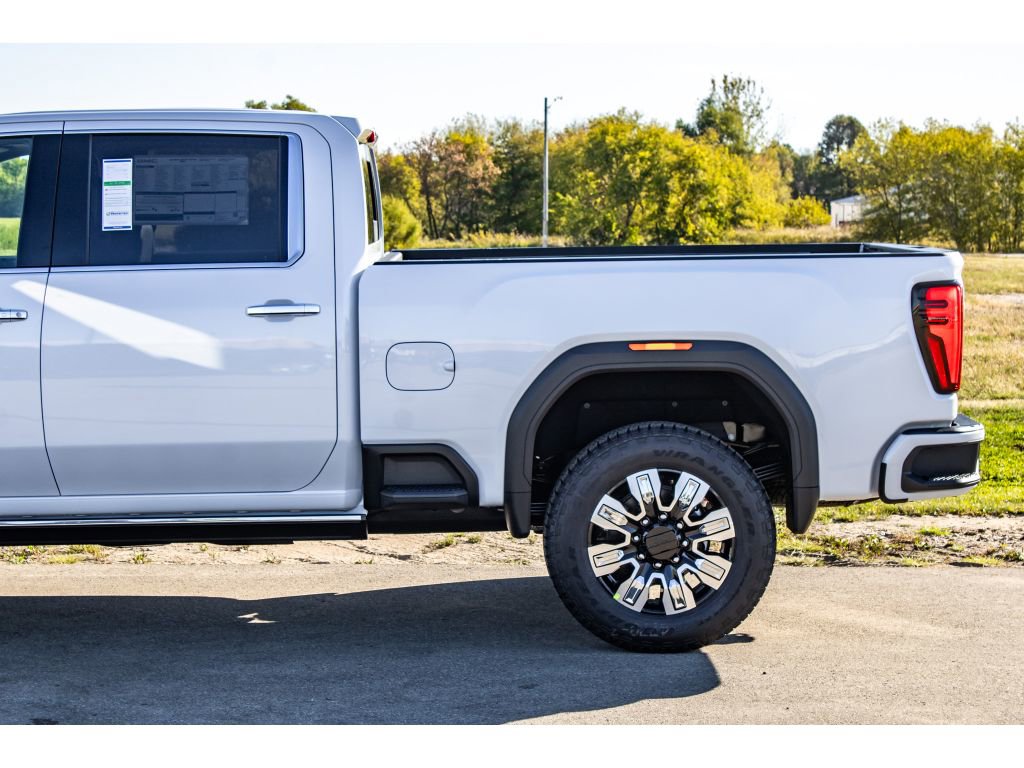 New 2026 GMC Sierra 3500 Denali w/ Denali Reserve Package image 45