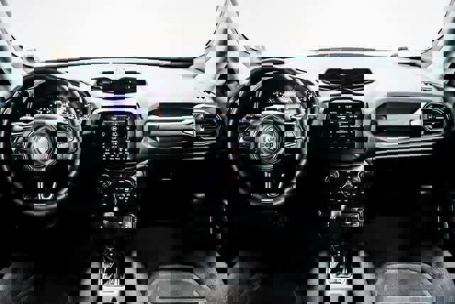 Used 2022 Jeep Renegade Latitude image 12