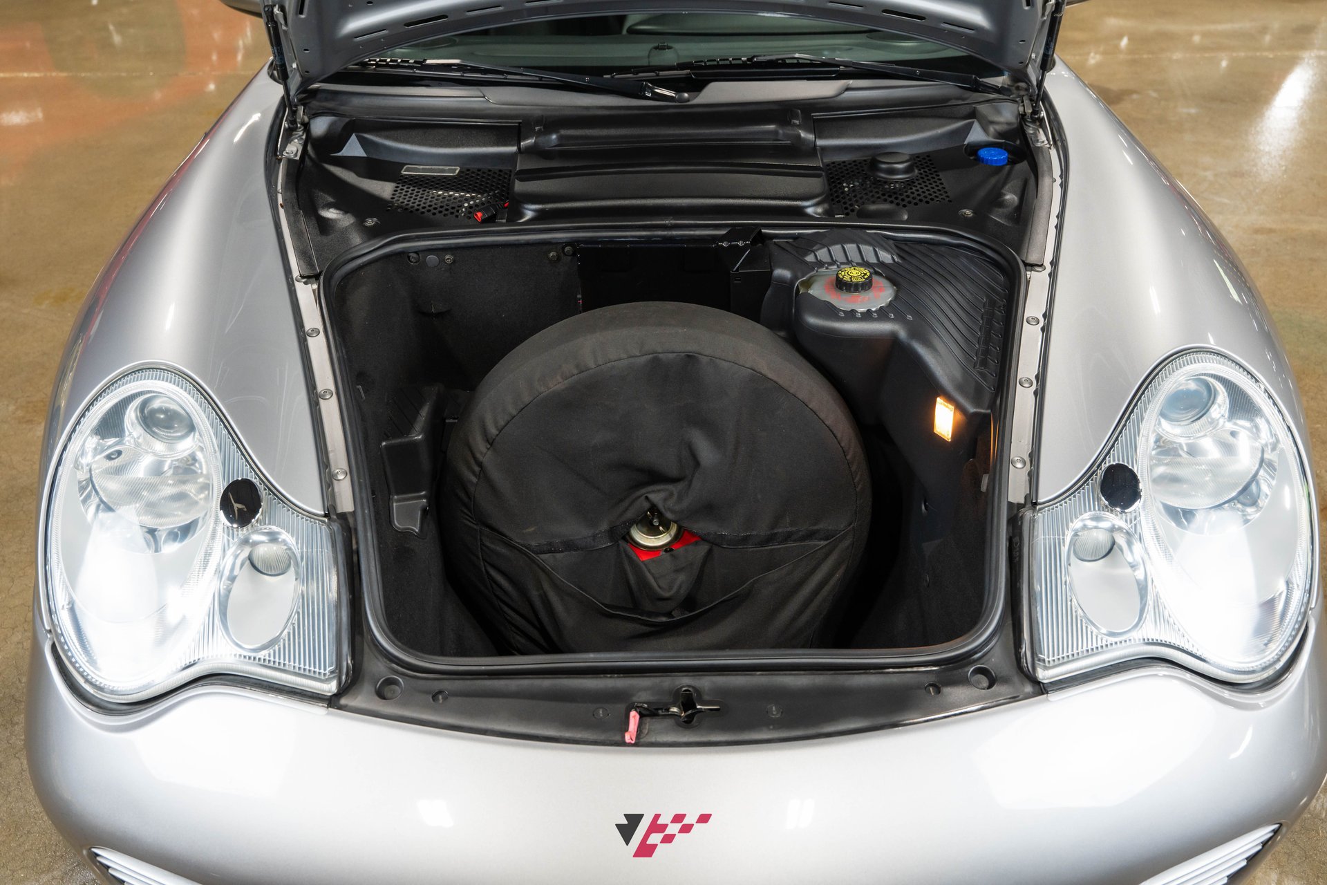 Used 2004 Porsche 911 40th Anniversary RWD image 30