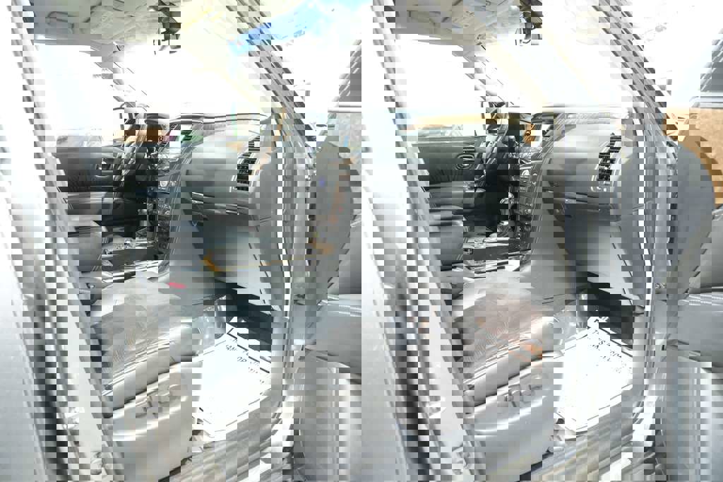 Used 2017 INFINITI QX80 image 34