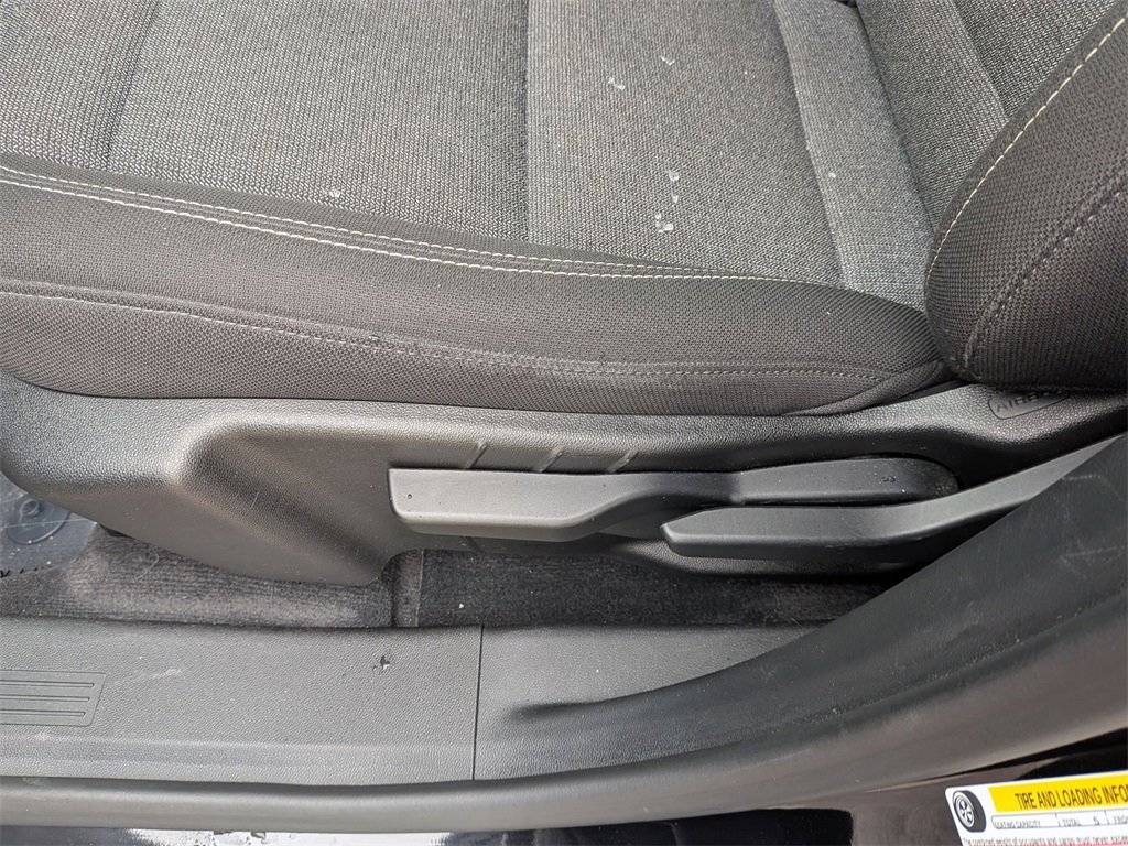 Used 2025 GMC Terrain Elevation image 14