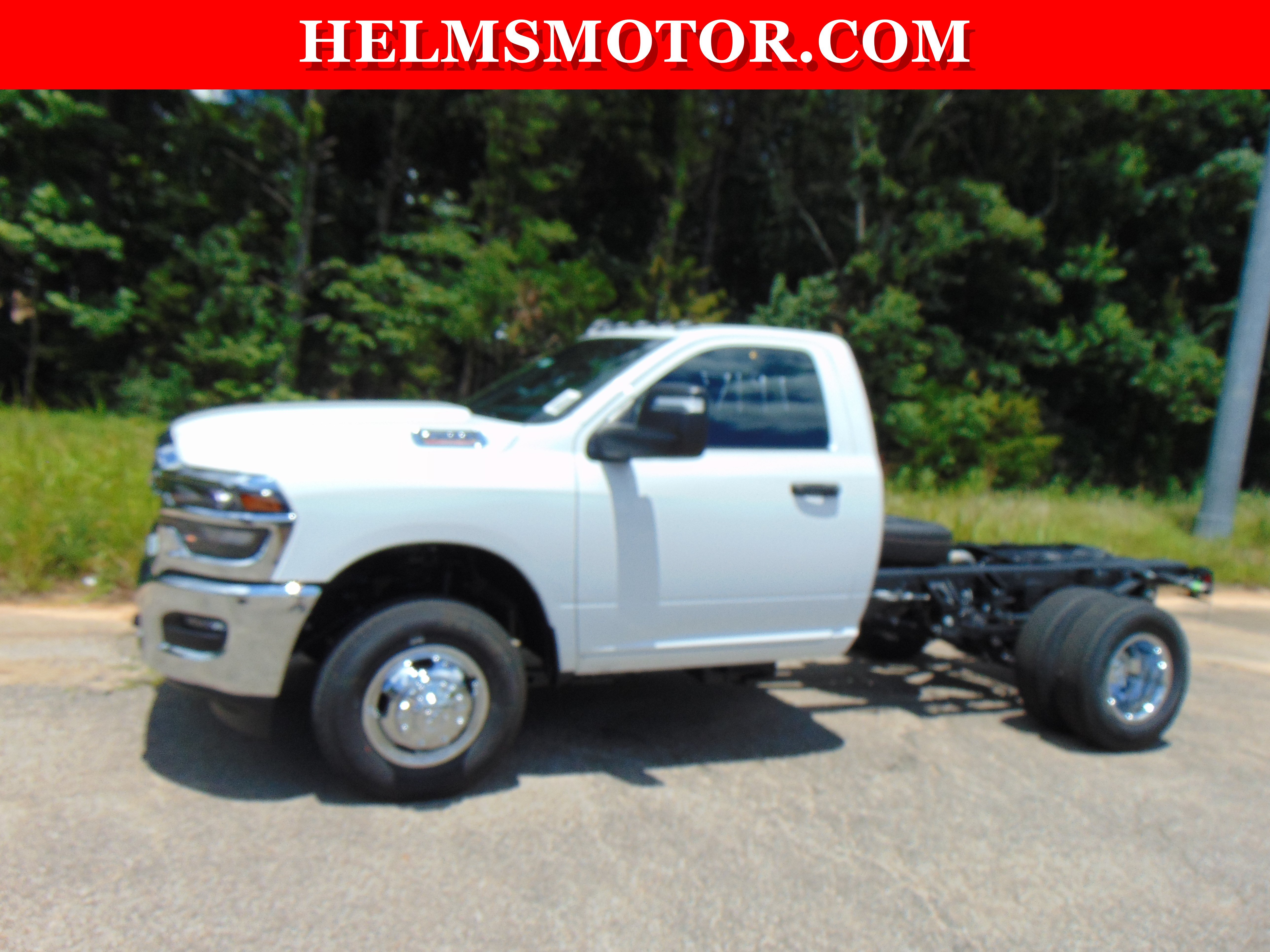 New 2026 RAM 3500 Tradesman w/ Chrome Appearance Group A AWD/4WD image 2