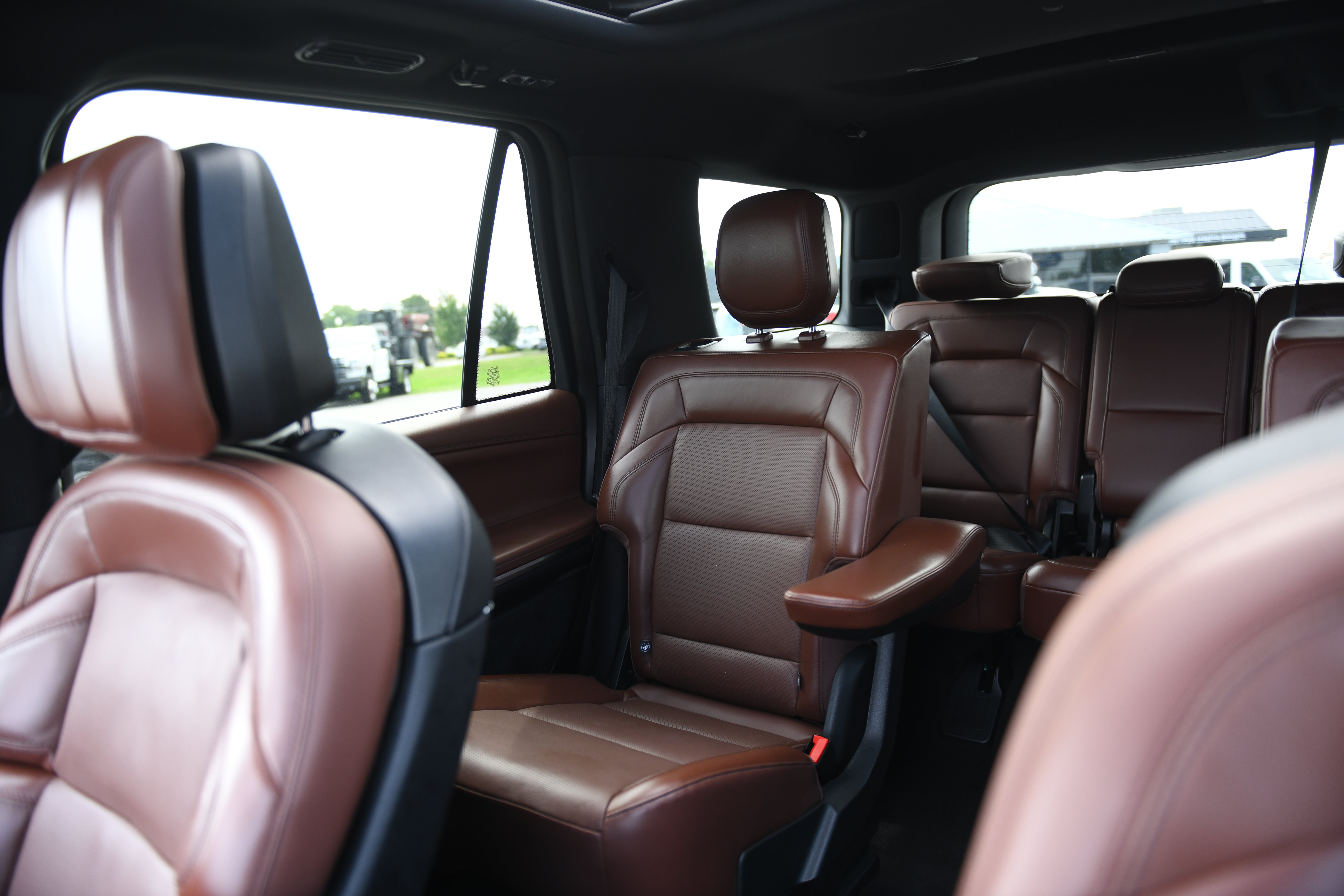 Used 2025 Lincoln Navigator Reserve AWD/4WD image 26
