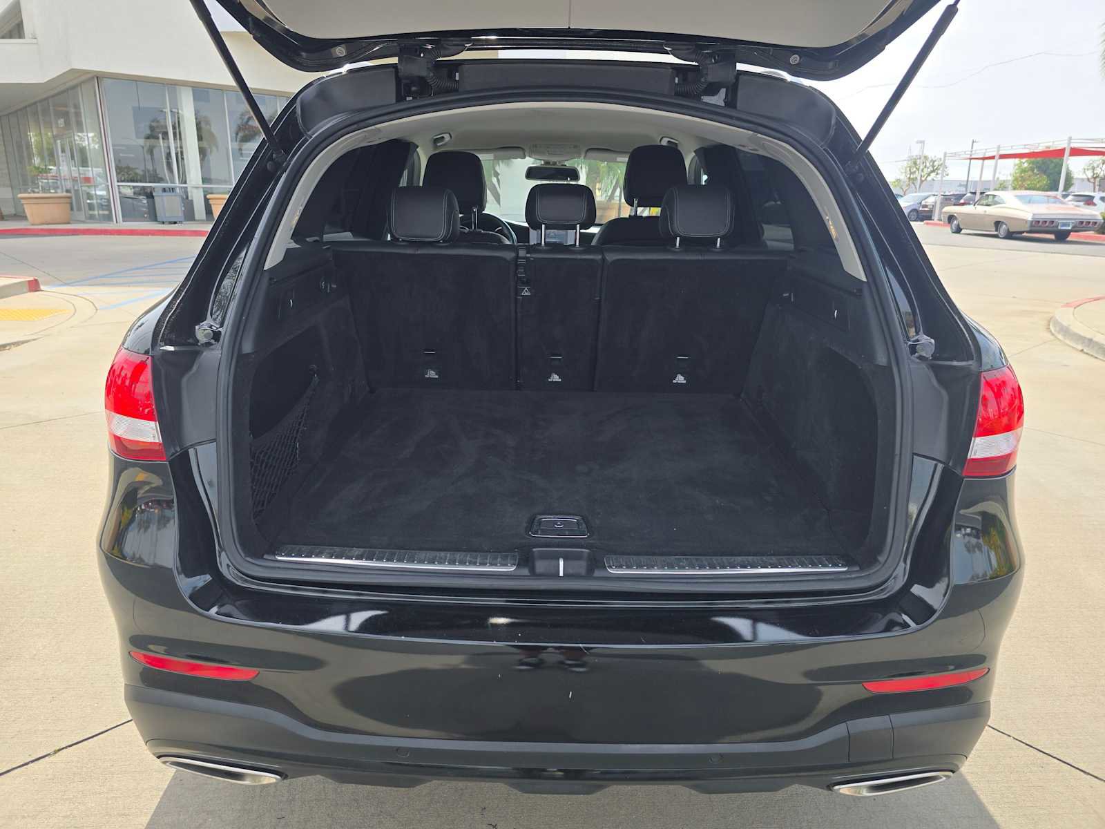 Used 2017 Mercedes-Benz GLC 300 4MATIC image 14