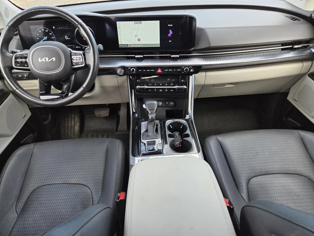 Used 2024 Kia Carnival SX Prestige FWD image 9