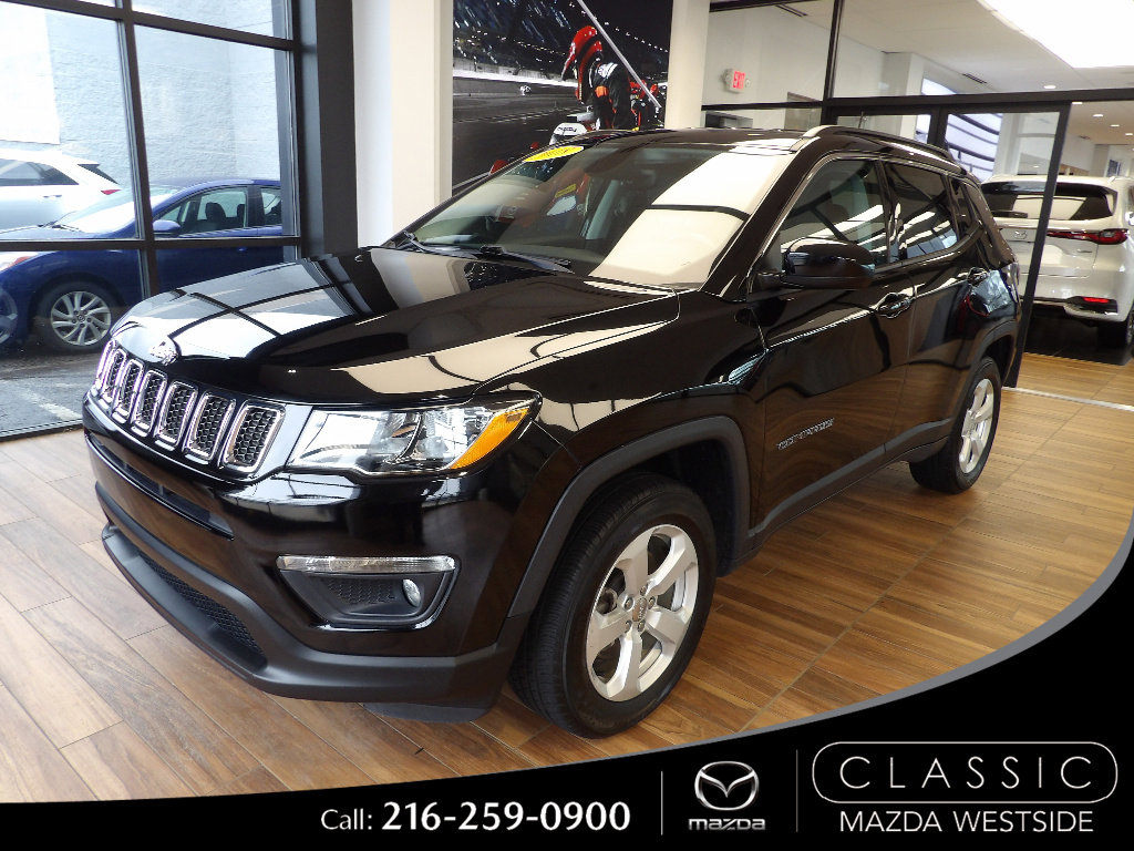 Used 2018 Jeep Compass Latitude w/ Popular Equipment Group AWD/4WD image 1