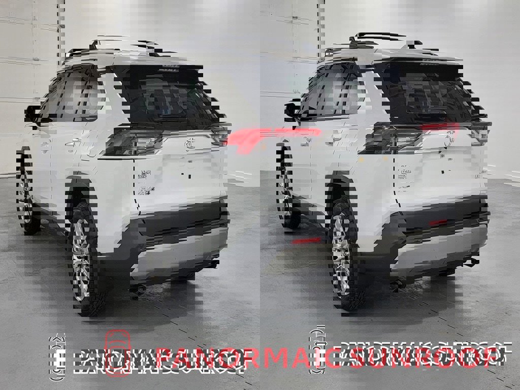 Used 2023 Toyota RAV4 Limited image 7