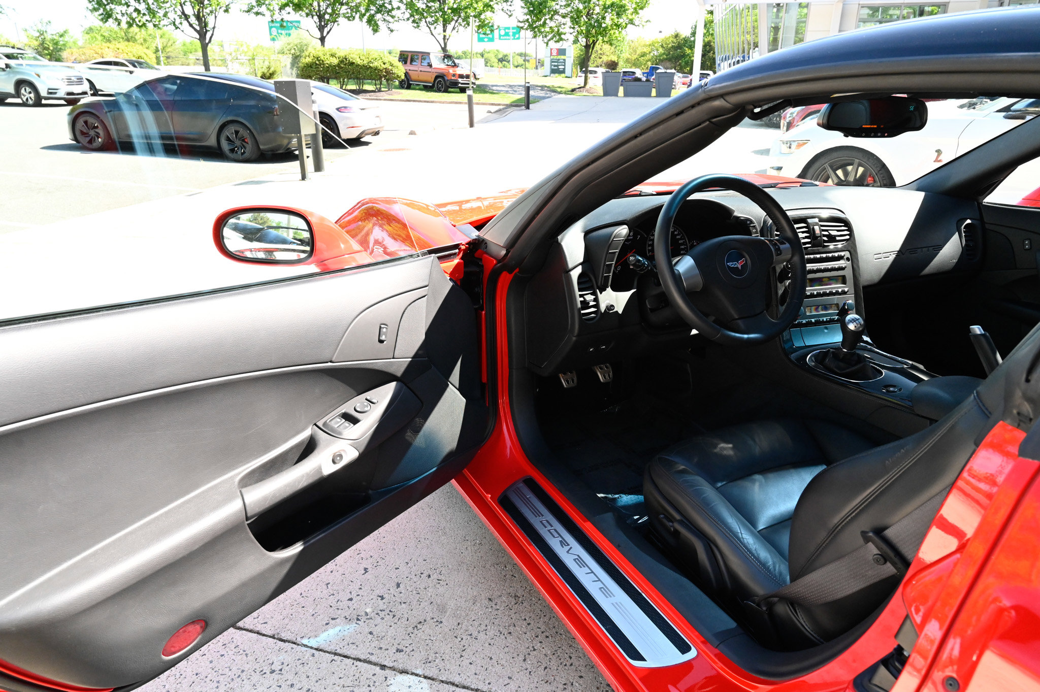 Used 2011 Chevrolet Corvette Grand Sport w/ Roof Package RWD image 15