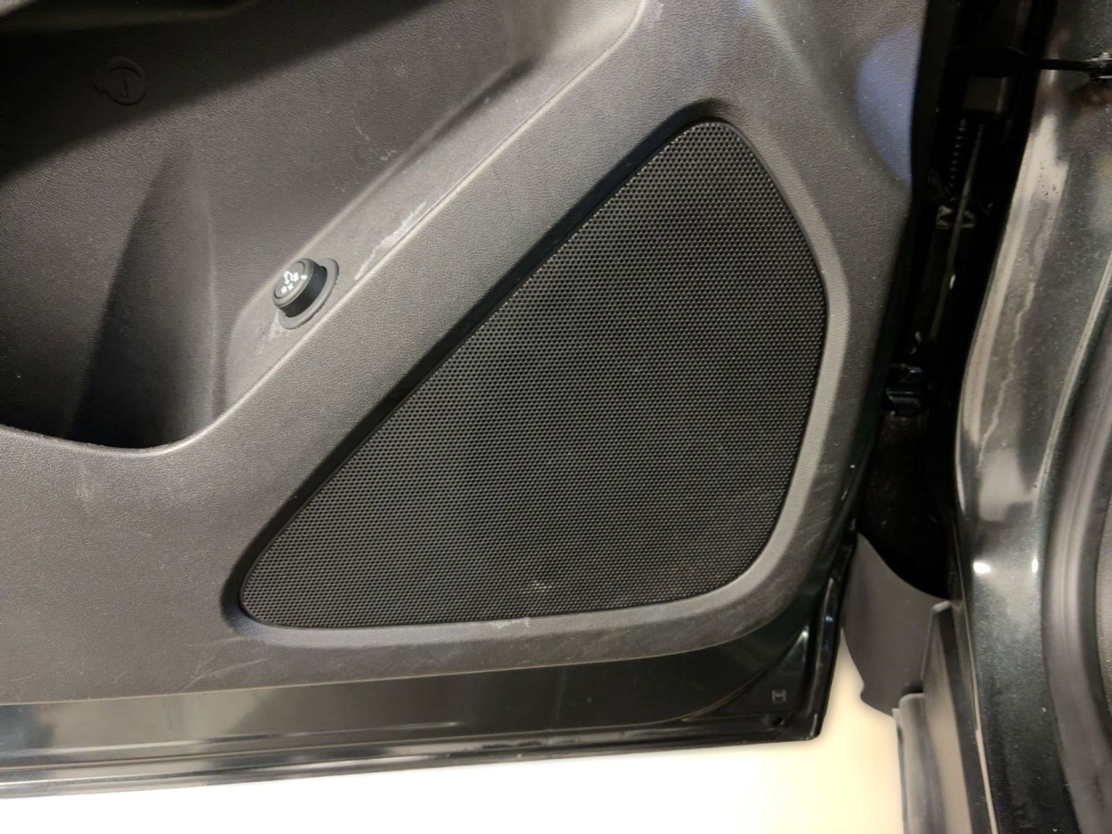 Used 2021 Chevrolet Equinox LT image 22