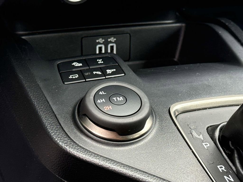 Certified 2023 Ford Ranger Lariat w/ Equipment Group 501A High image 29