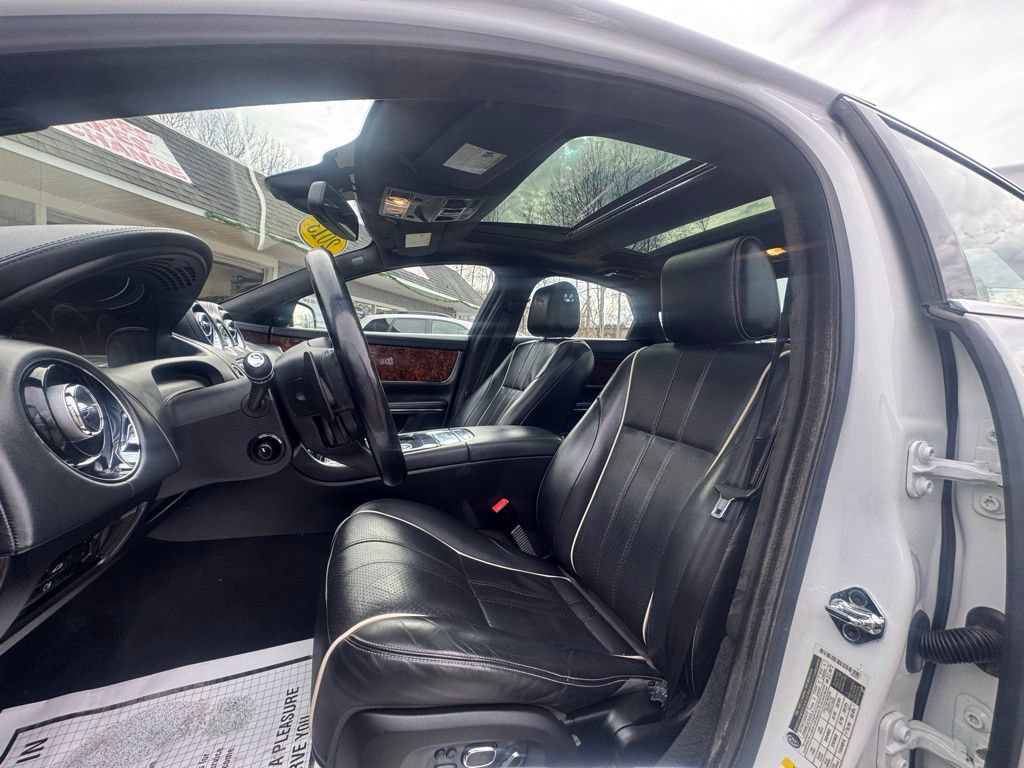 Used 2013 Jaguar XJ AWD image 29