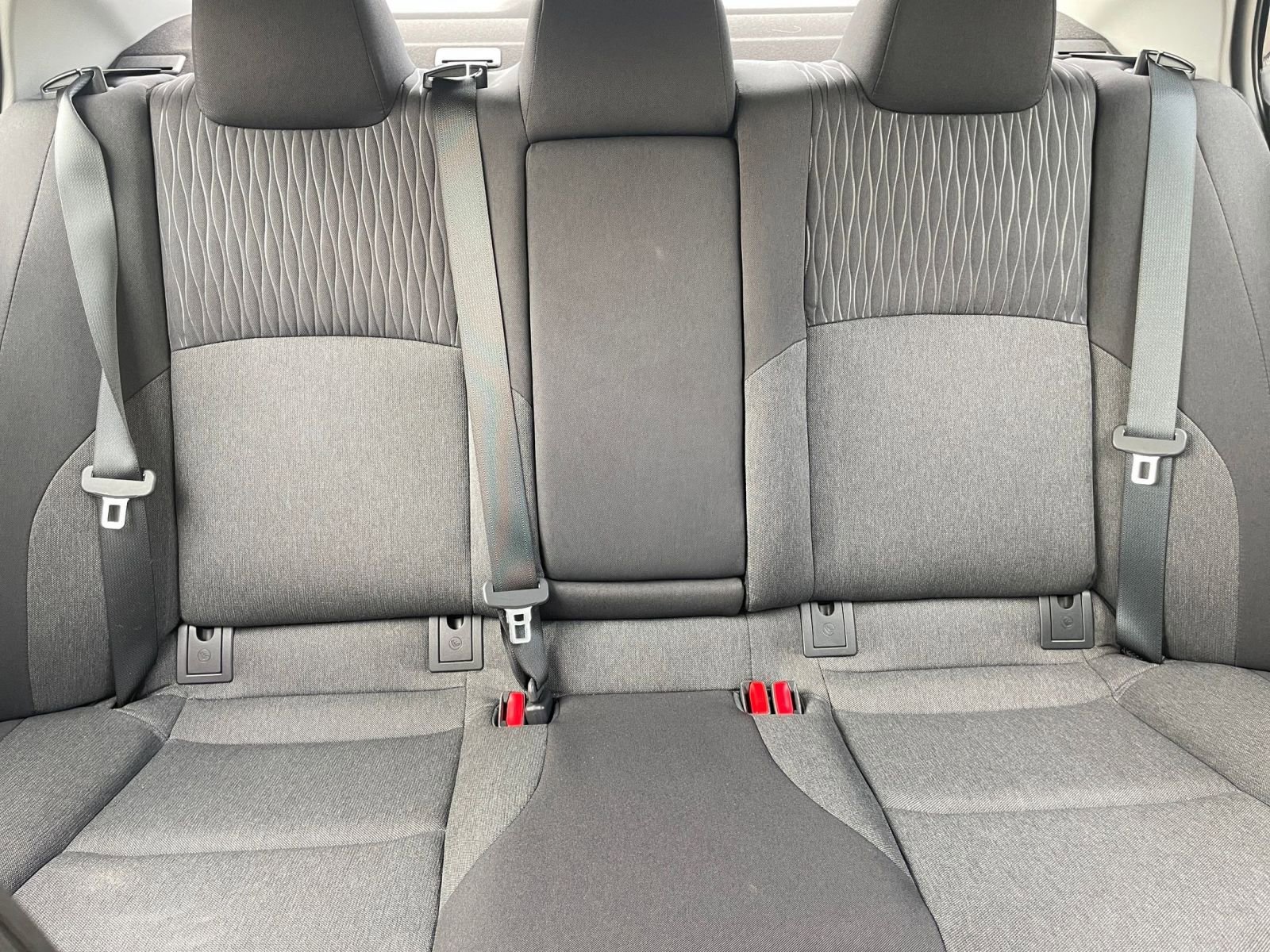 Used 2025 Toyota Camry LE image 37