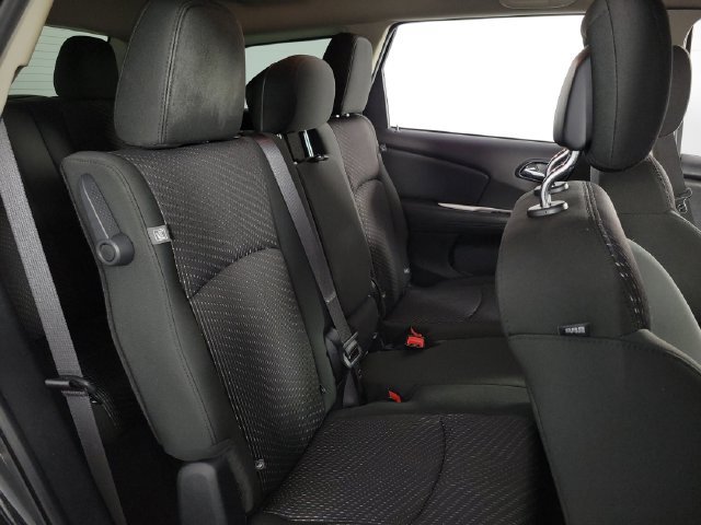 Used 2020 Dodge Journey SE FWD image 17