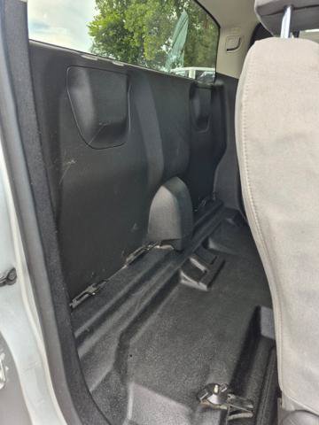 Used 2017 Chevrolet Colorado W/T RWD image 12