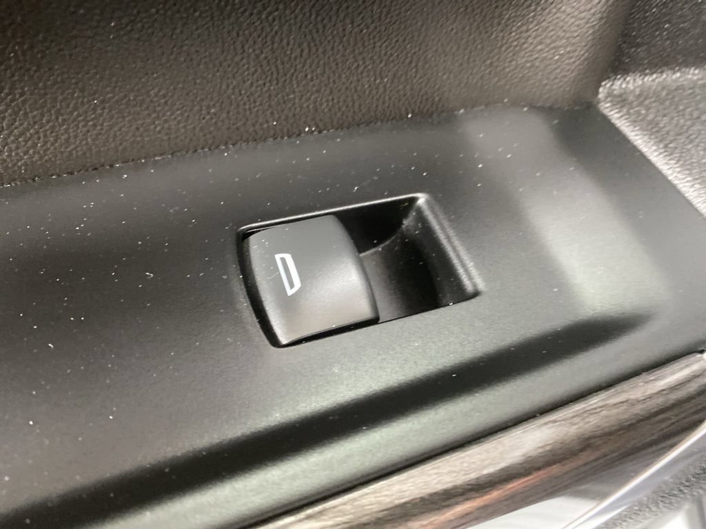 Used 2021 Chevrolet Silverado 3500 LTZ AWD/4WD image 30