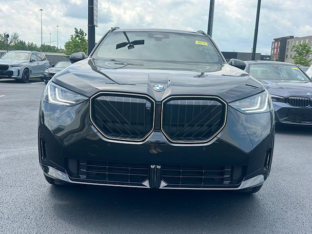 New 2026 BMW X3 xDrive30i w/ Premium Package AWD/4WD image 2