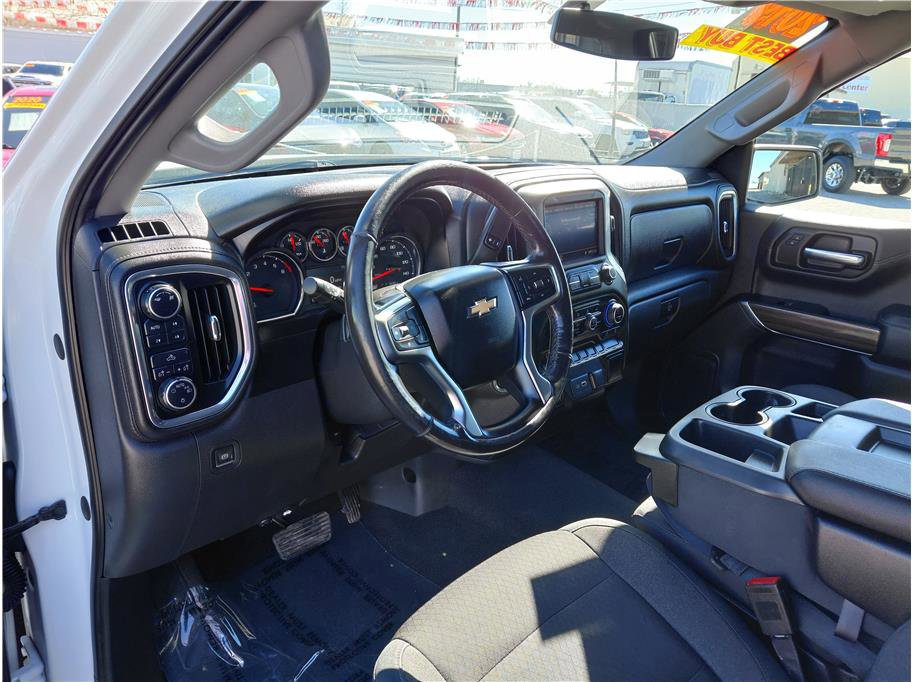 Used 2019 Chevrolet Silverado 1500 LT w/ Texas Edition image 4