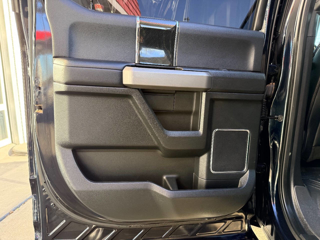 Used 2021 Ford F250 Platinum w/ FX4 Off-Road Package image 32