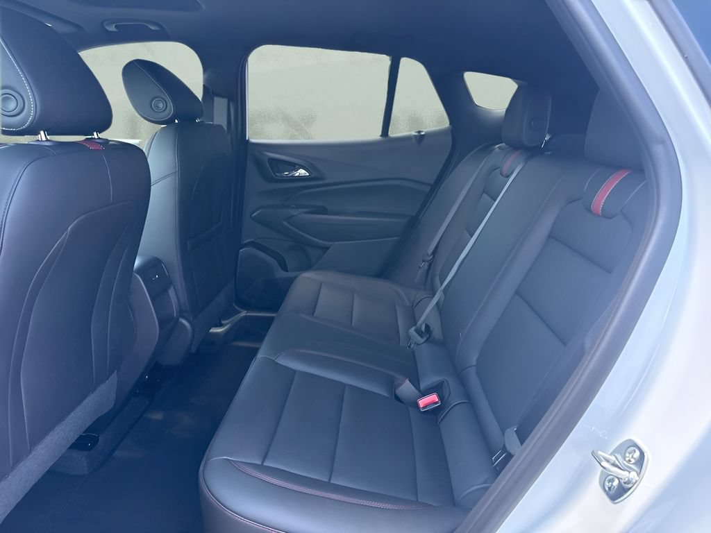 New 2026 Chevrolet Trax RS w/ Sunroof Package FWD image 11