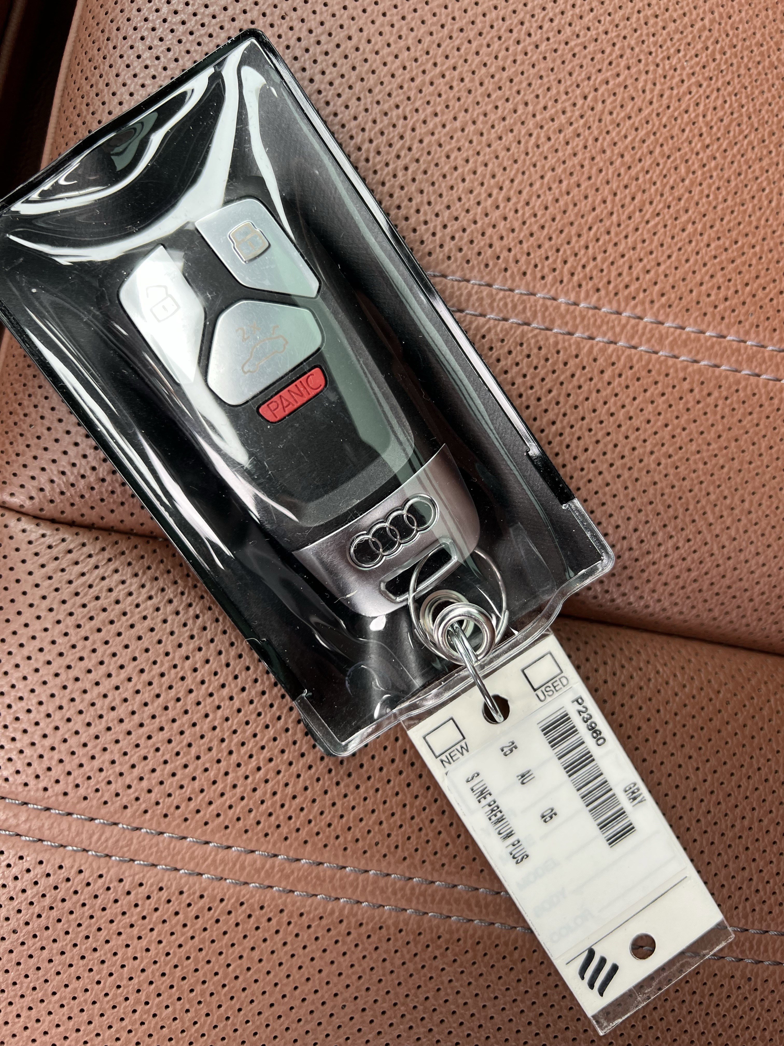 Certified 2025 Audi Q5 2.0T Premium Plus w/ Premium Plus Package image 38