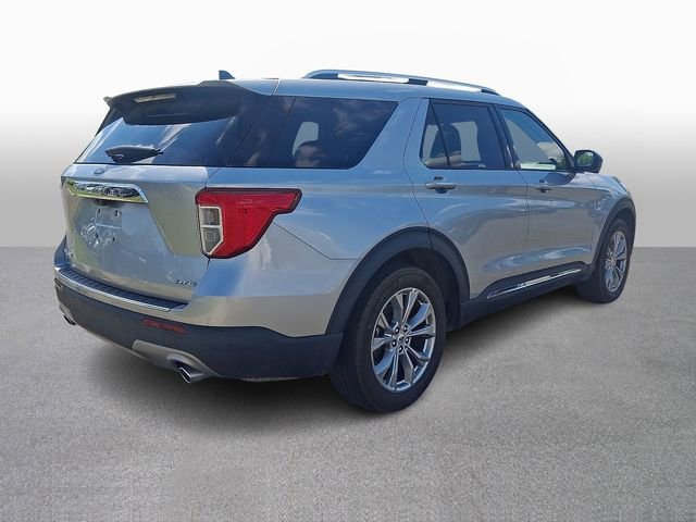 Used 2023 Ford Explorer Limited AWD/4WD image 4