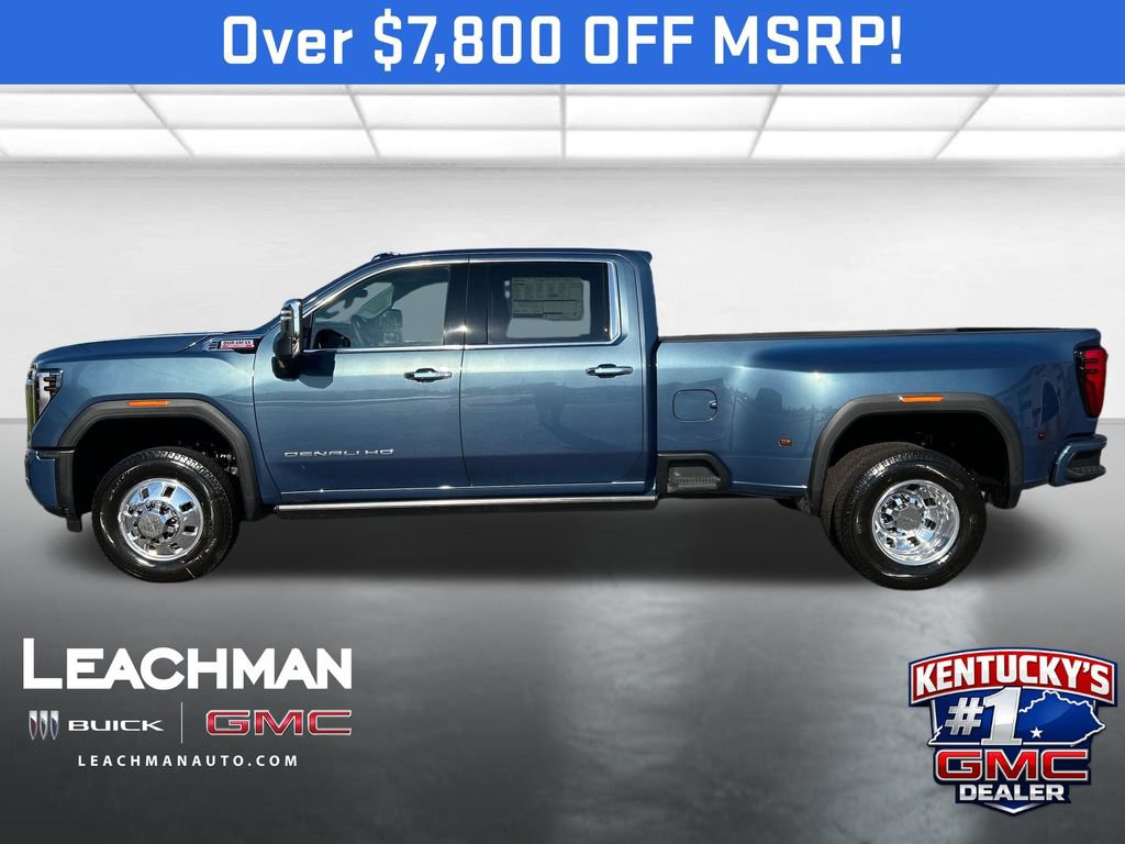 New 2026 GMC Sierra 3500 4x4 Crew Cab Denali w/ Denali Reserve Package image 6