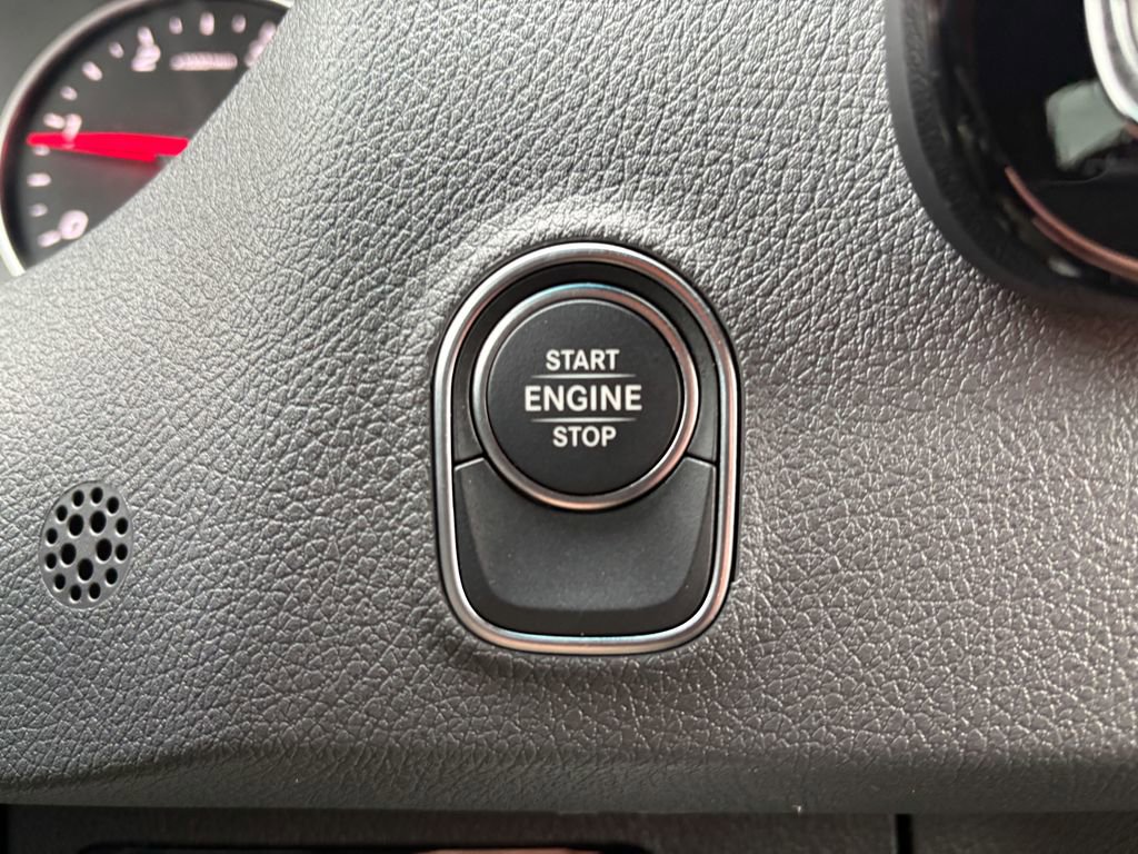 Used 2025 Mercedes-Benz Sprinter 2500 image 15